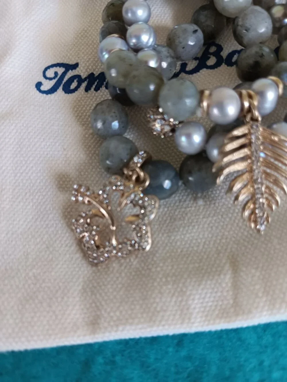 Tommy Bahama triple strand stretch bracelet